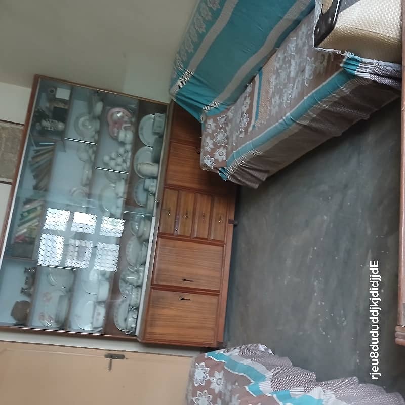 2 Beds Bath Kitchen 5