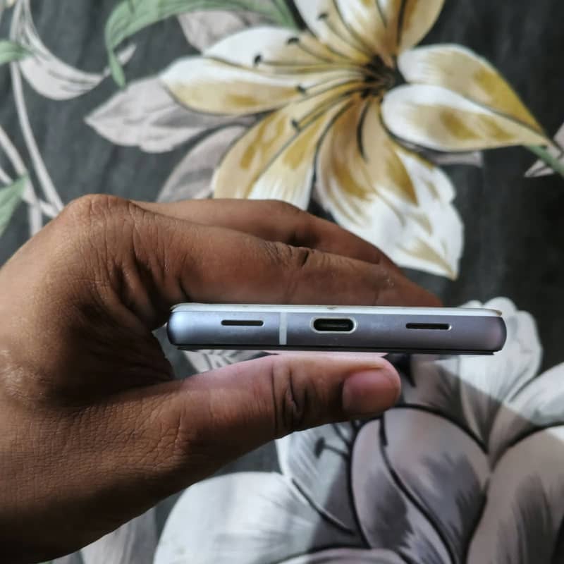Google Pixel 7a 1