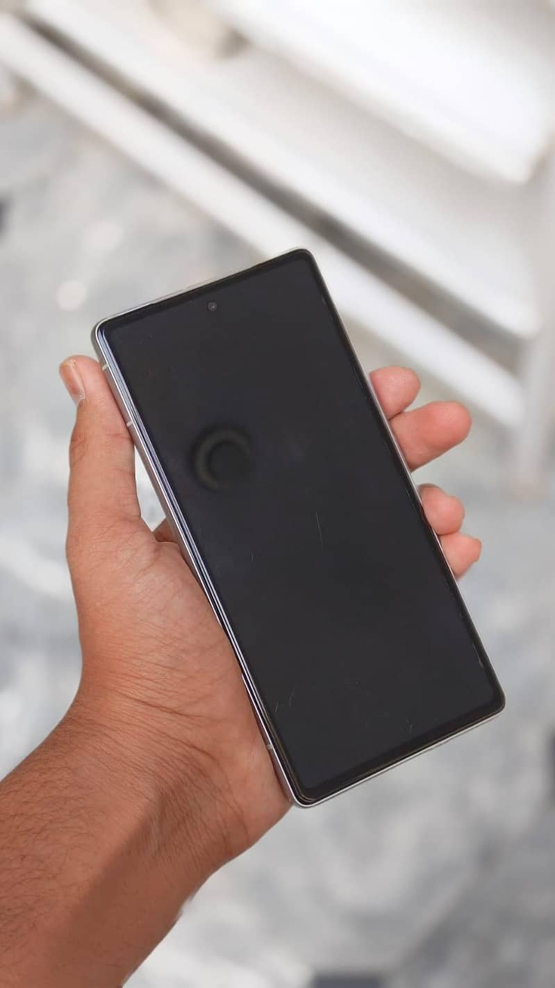 Google Pixel 7a 1