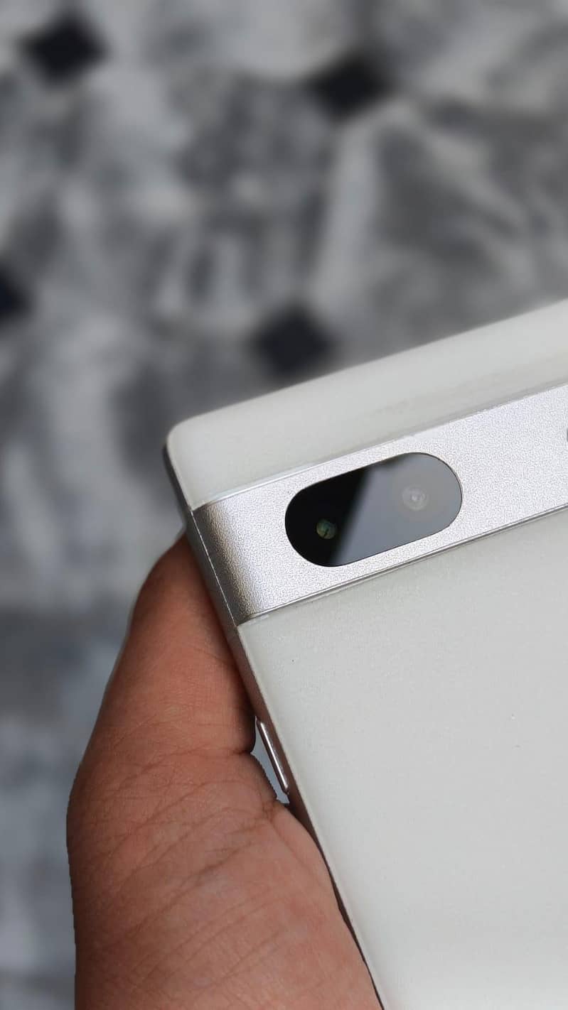 Google Pixel 7a 6