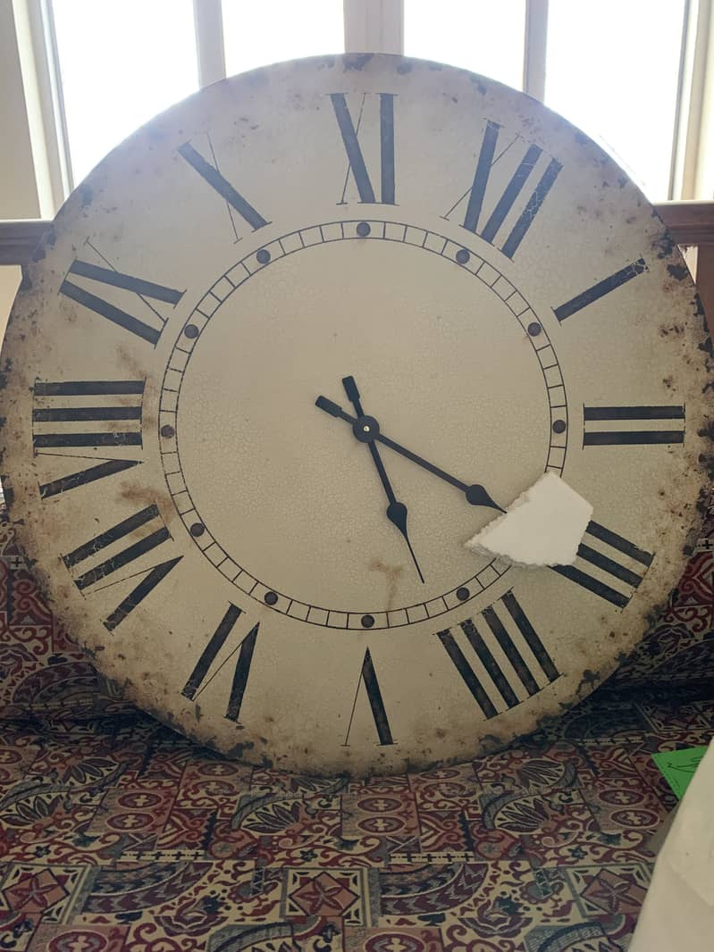 Wooden rustic wall clock 1