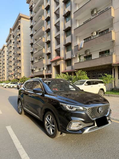 MG HS 2021