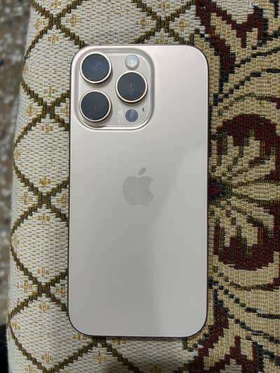 Apple iPhone 16 Pro
