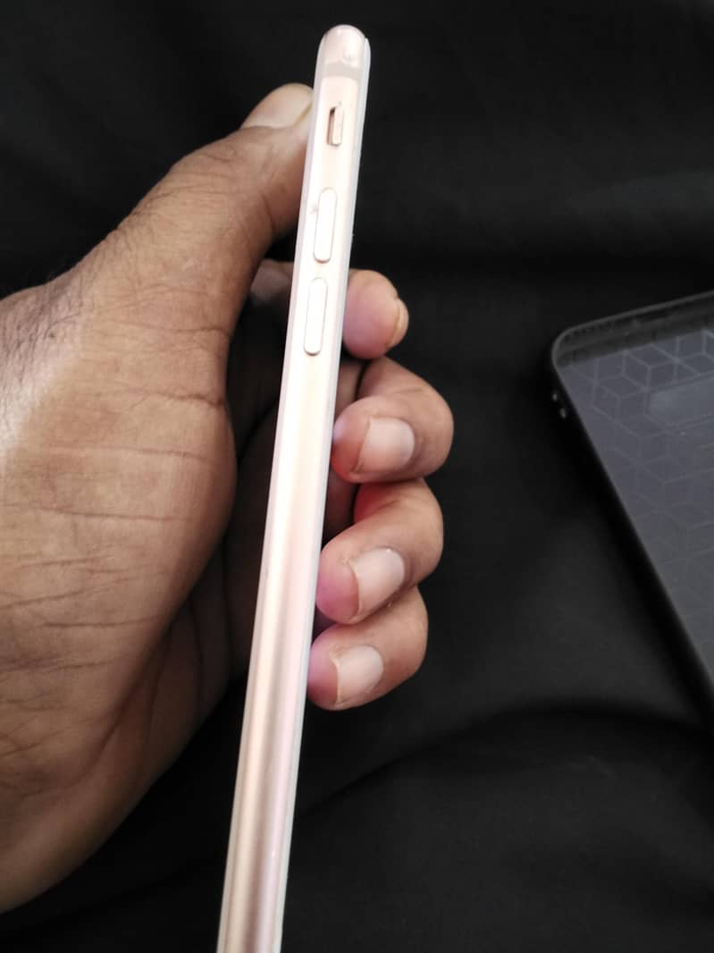 Apple iPhone 8 2