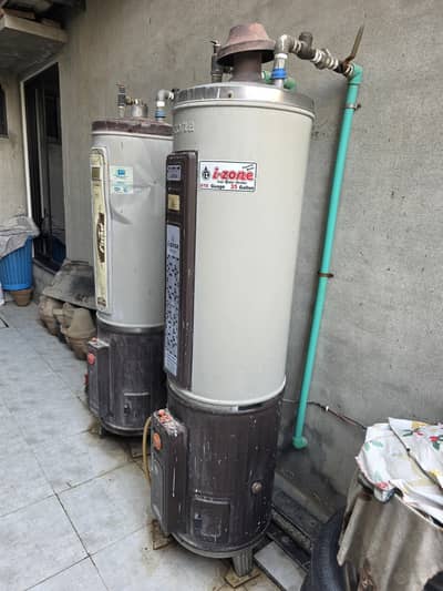 IZONE GEYSER TWIN (ELECTRIC & GAS) 35GLN -03314110130
