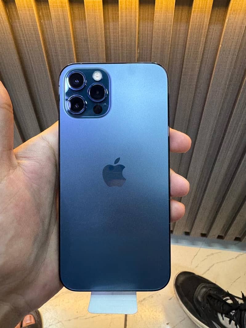 Apple iPhone 12 Pro 0