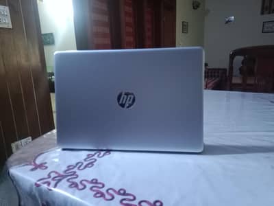 HP NoteBook 15t core i7 11th gen 15.6 inch new condition