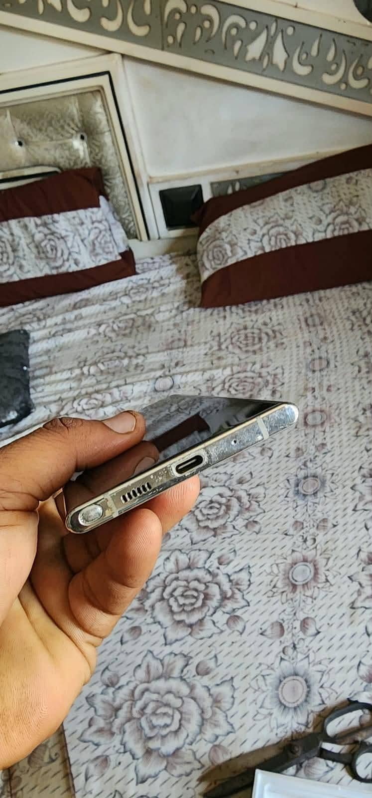 Samsung Mobile Note 10 Plus 4