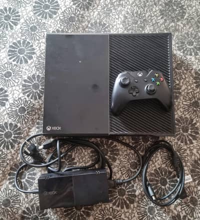 Xbox one 500Gb with games