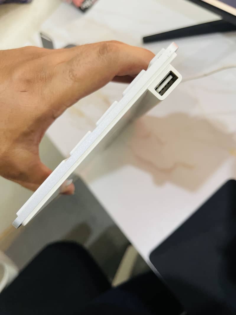 Apple Magic Keyboard 2