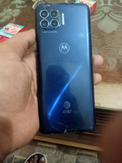 Motorola Moto One 5g uw