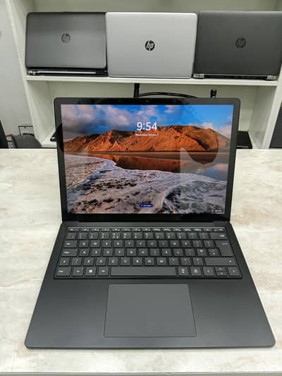 surface  Laptop  5