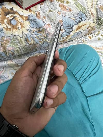 Apple iPhone XS