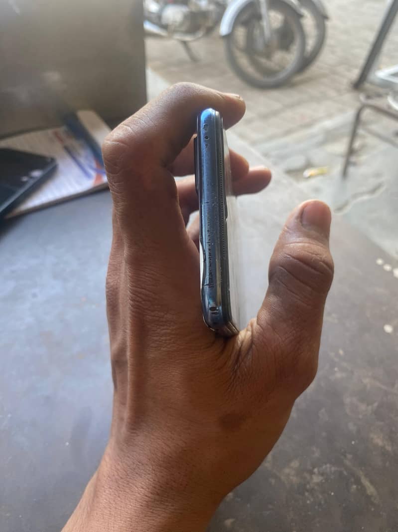 Vivo V21e 3