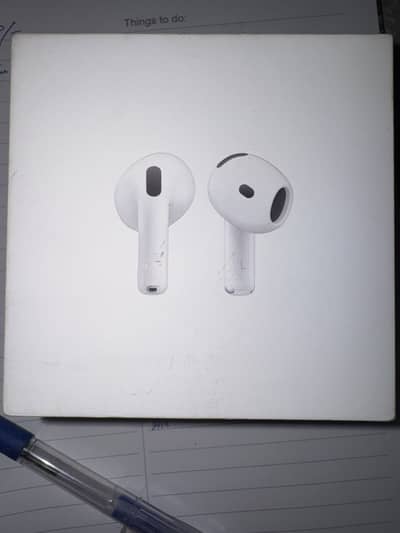 AirPods 4 box pack