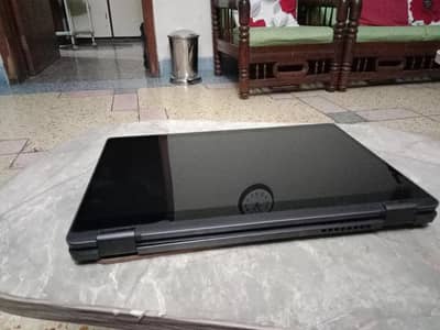 Dell Latitude 5300 core i7 8th gen 2 in 1 business Machine