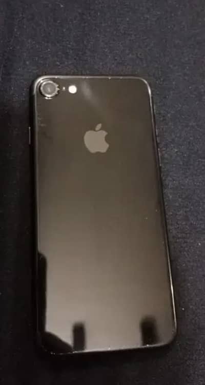 Apple iPhone 7