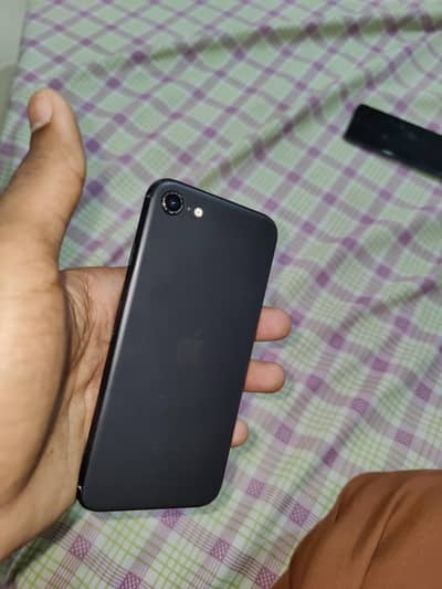 Apple iPhone SE 2020 Sale