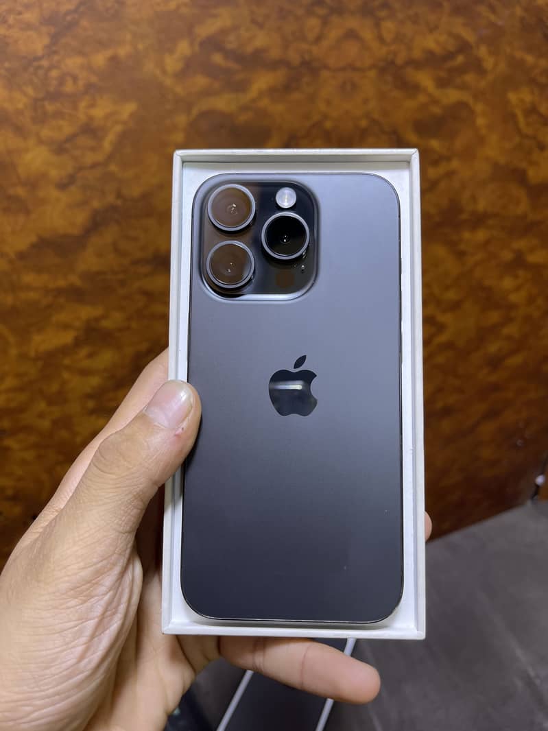 Apple iPhone 15 Pro 1