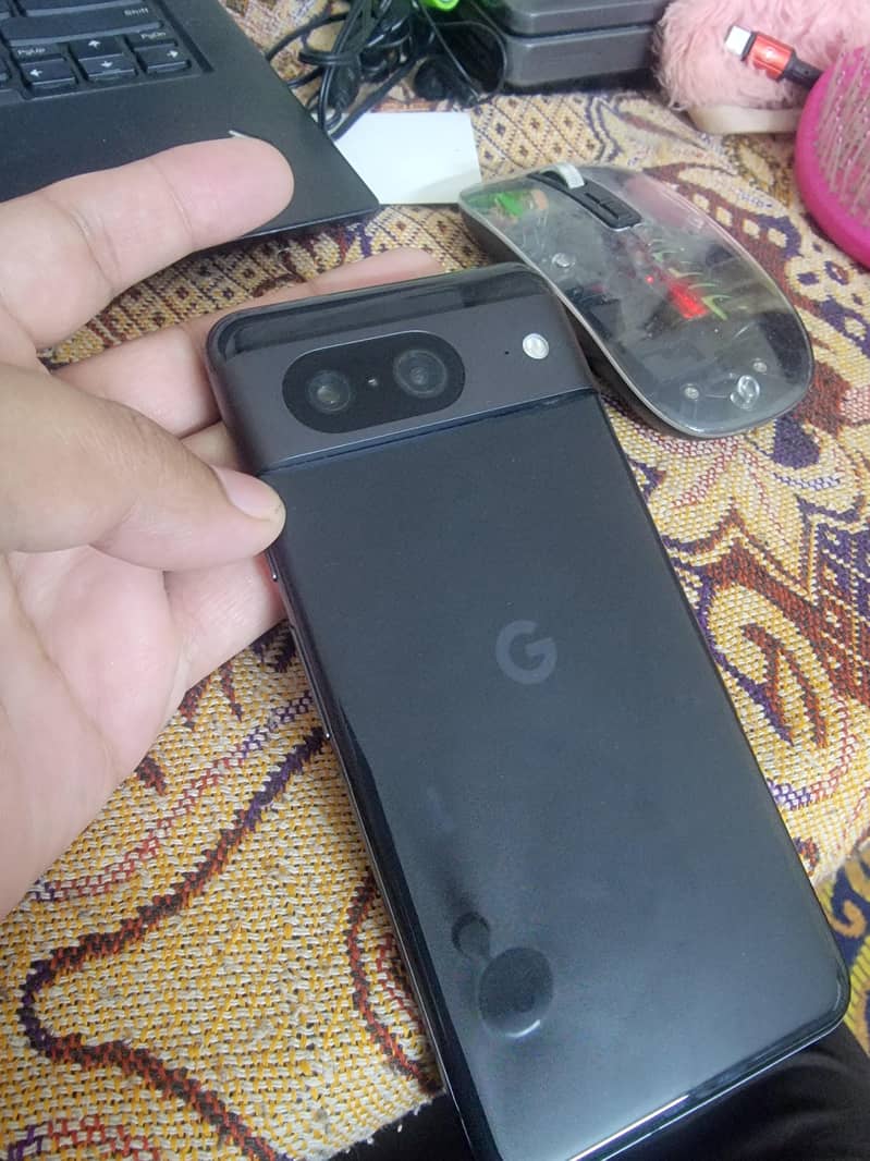 Google Pixel 8 0