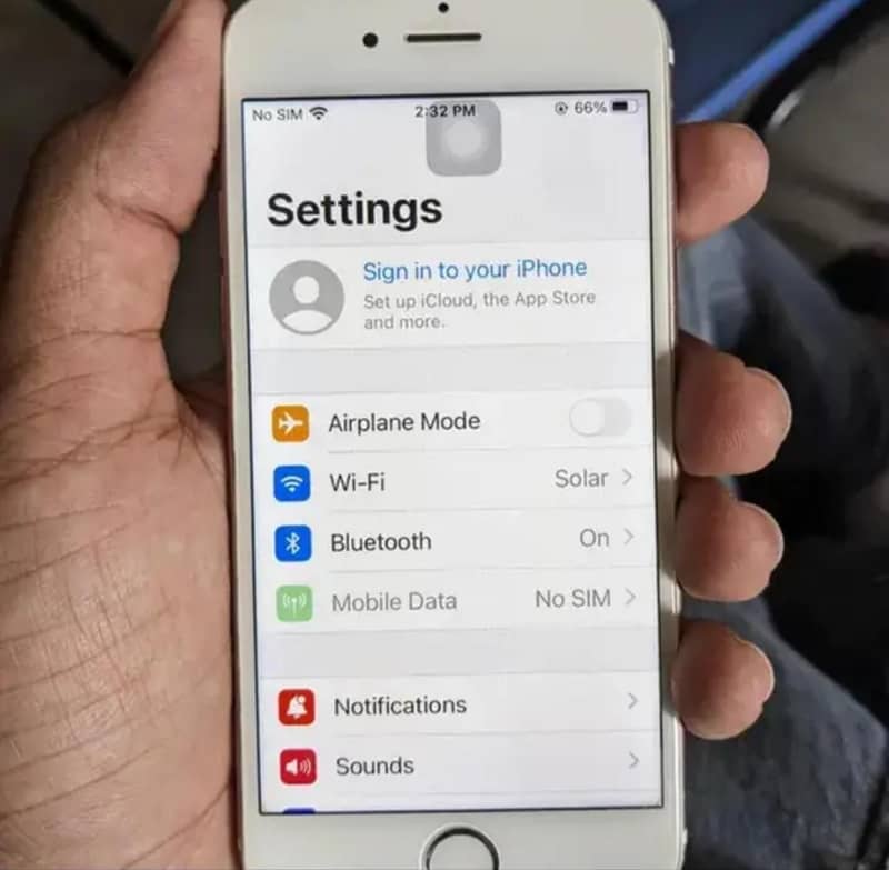 Apple iPhone 6S 1