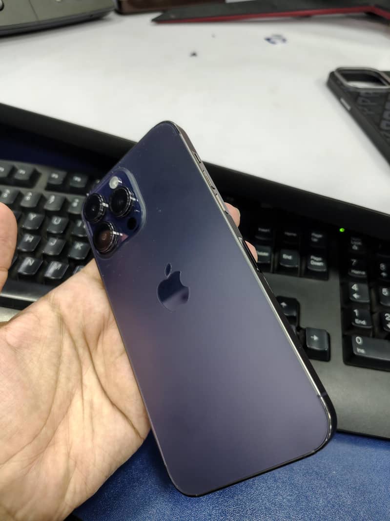 Apple iPhone 14 Pro Max 3