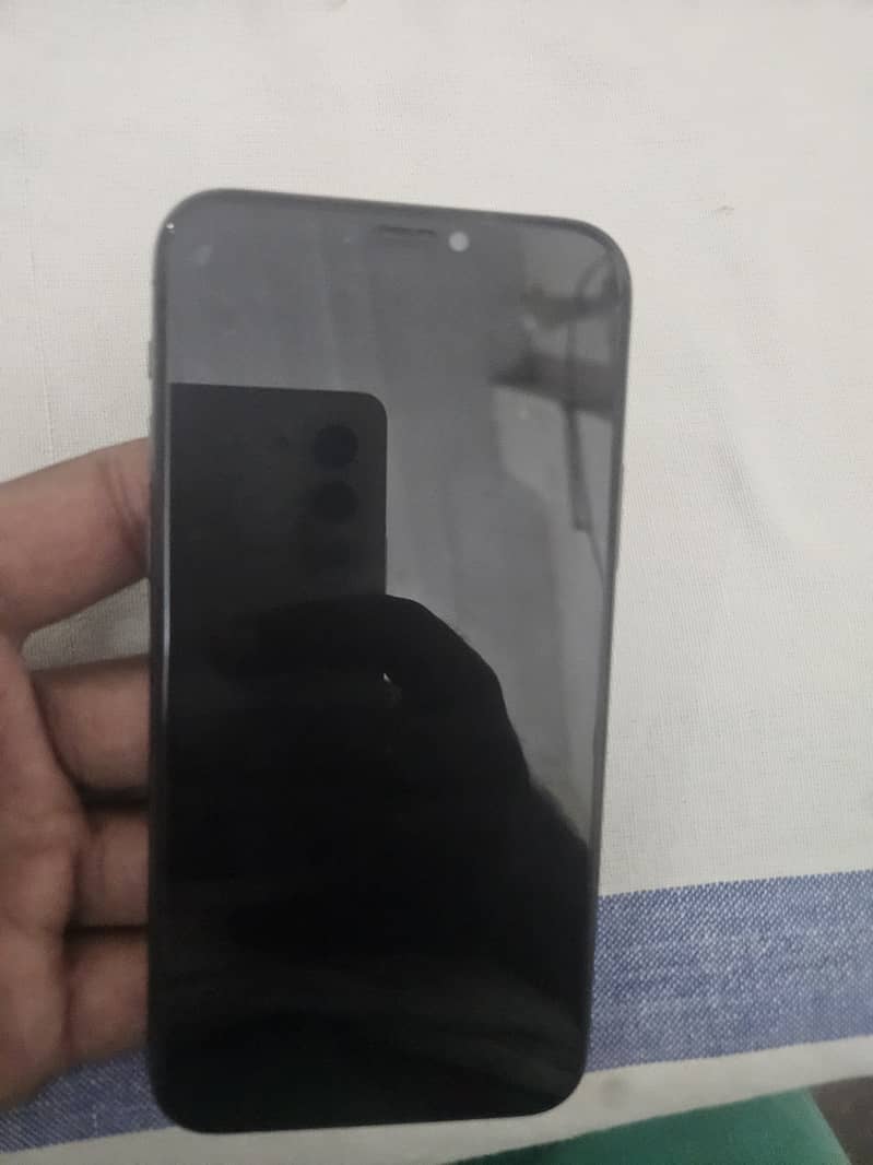 iPhone 11 Pro 3