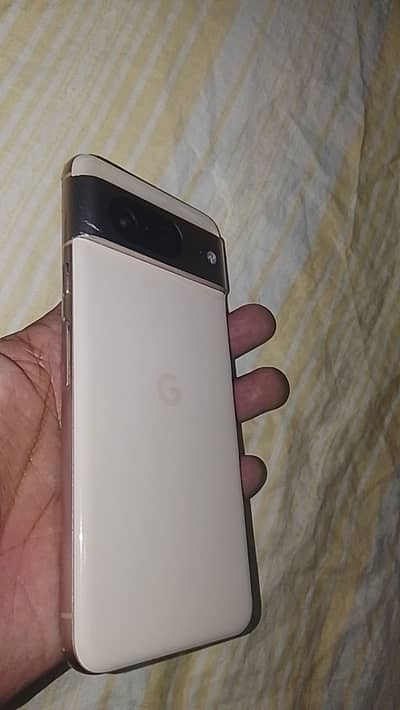 Google Pixel 8