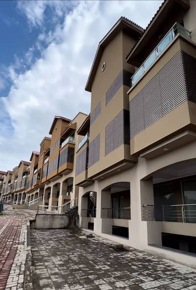 BEAUTIFUL APARTMENT AVAILABLE FOR RENT