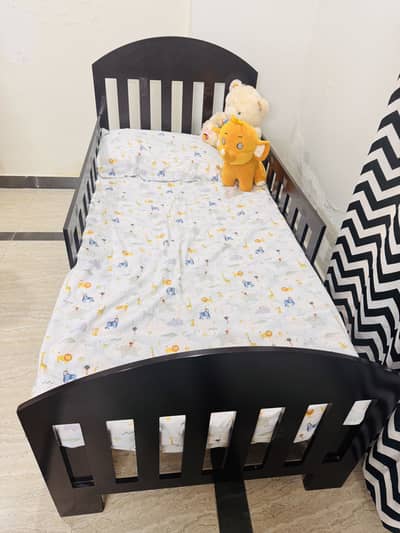 Kids bed for sale