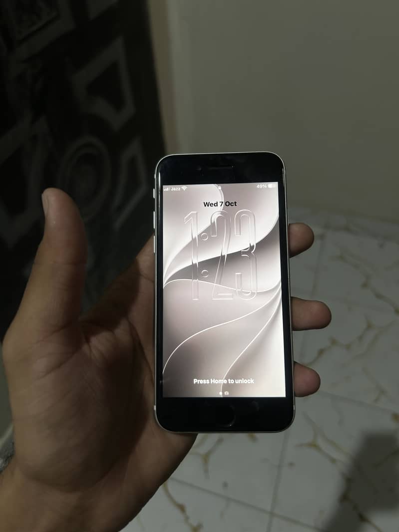 Apple iPhone SE 1