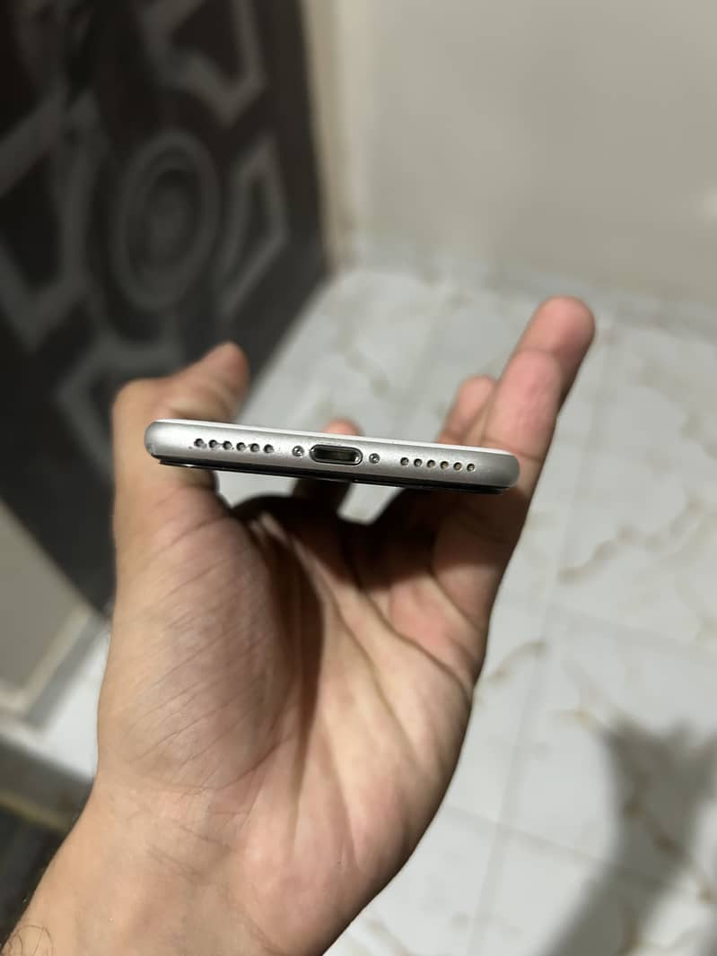 Apple iPhone SE 2