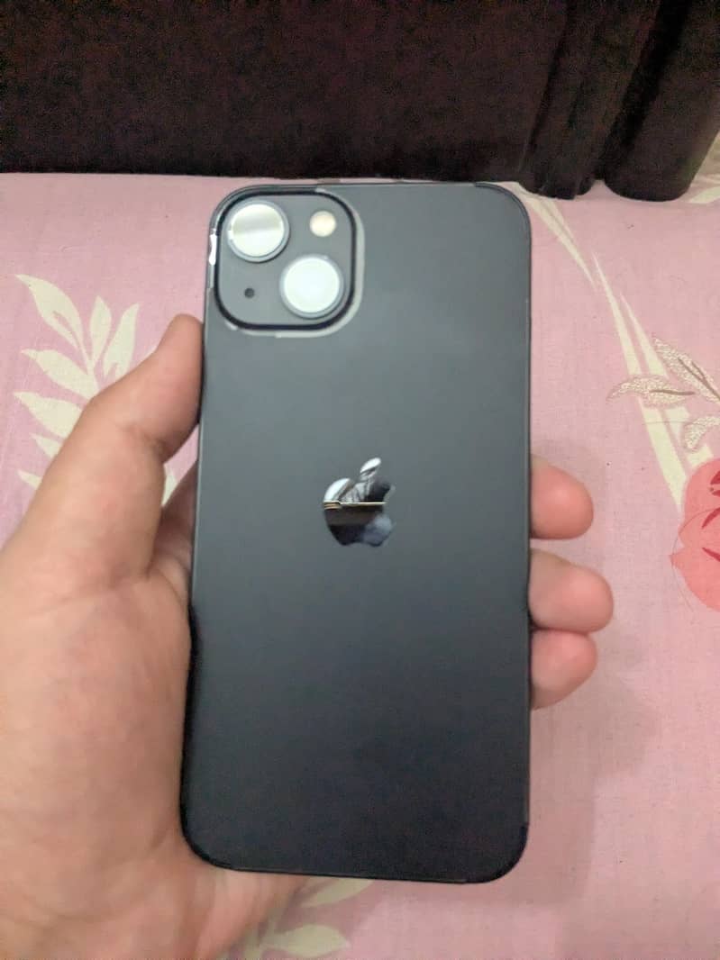 Apple iPhone 13 2