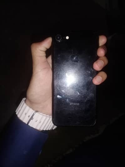 Apple iPhone 7
