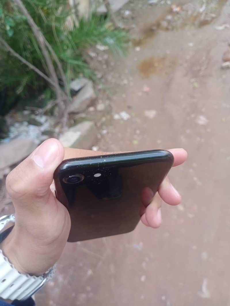 Apple iPhone 7 4