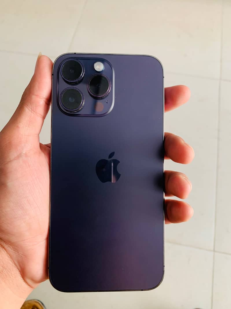 Apple iPhone 14 Pro Max 0