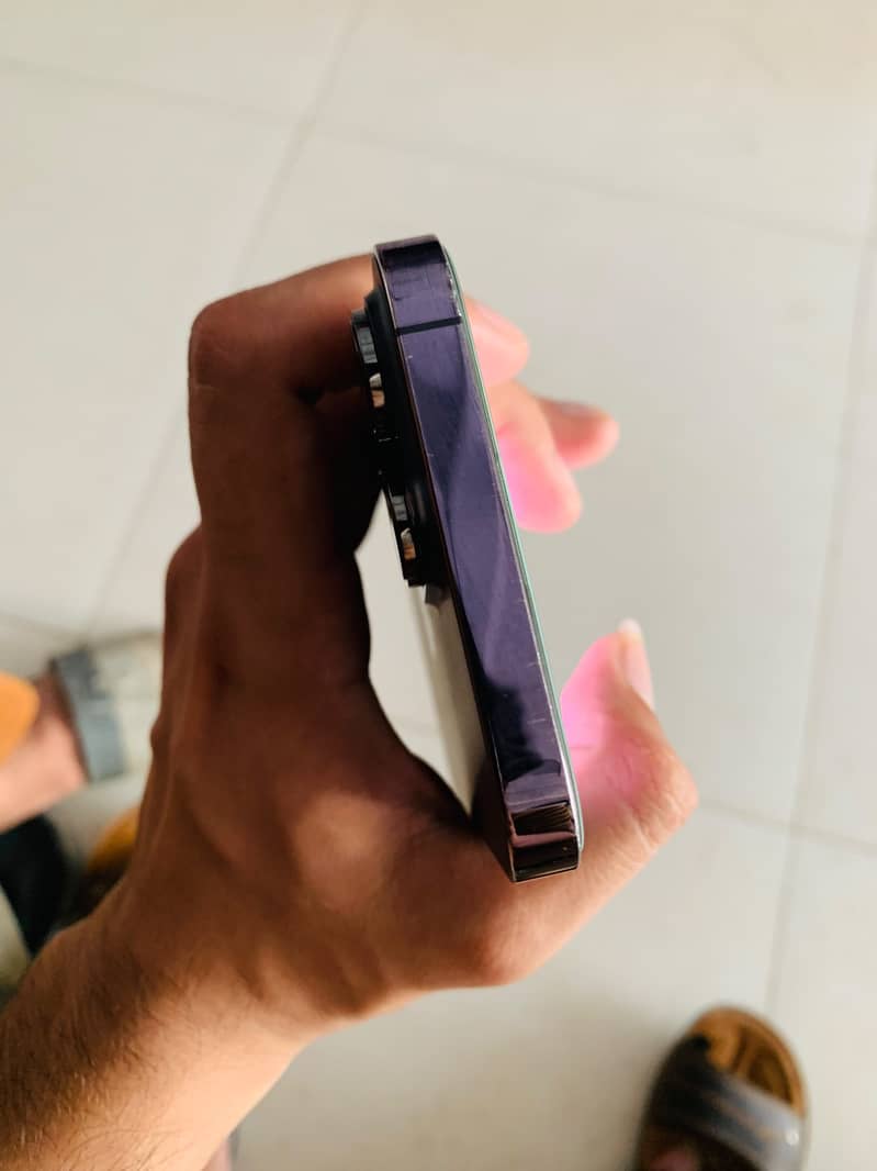 Apple iPhone 14 Pro Max 5