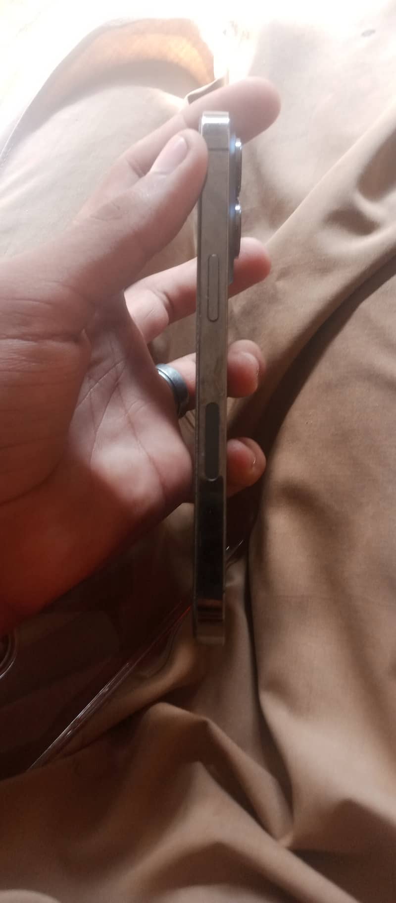 Apple iPhone 13 Pro 2