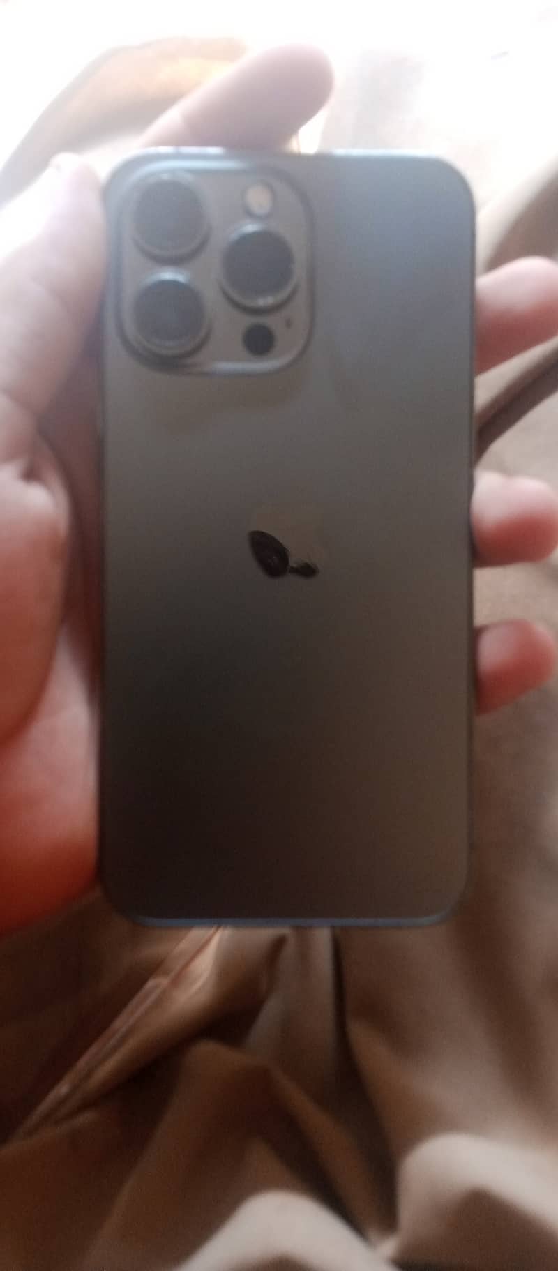Apple iPhone 13 Pro 3