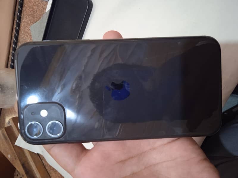 Apple iPhone 11 0