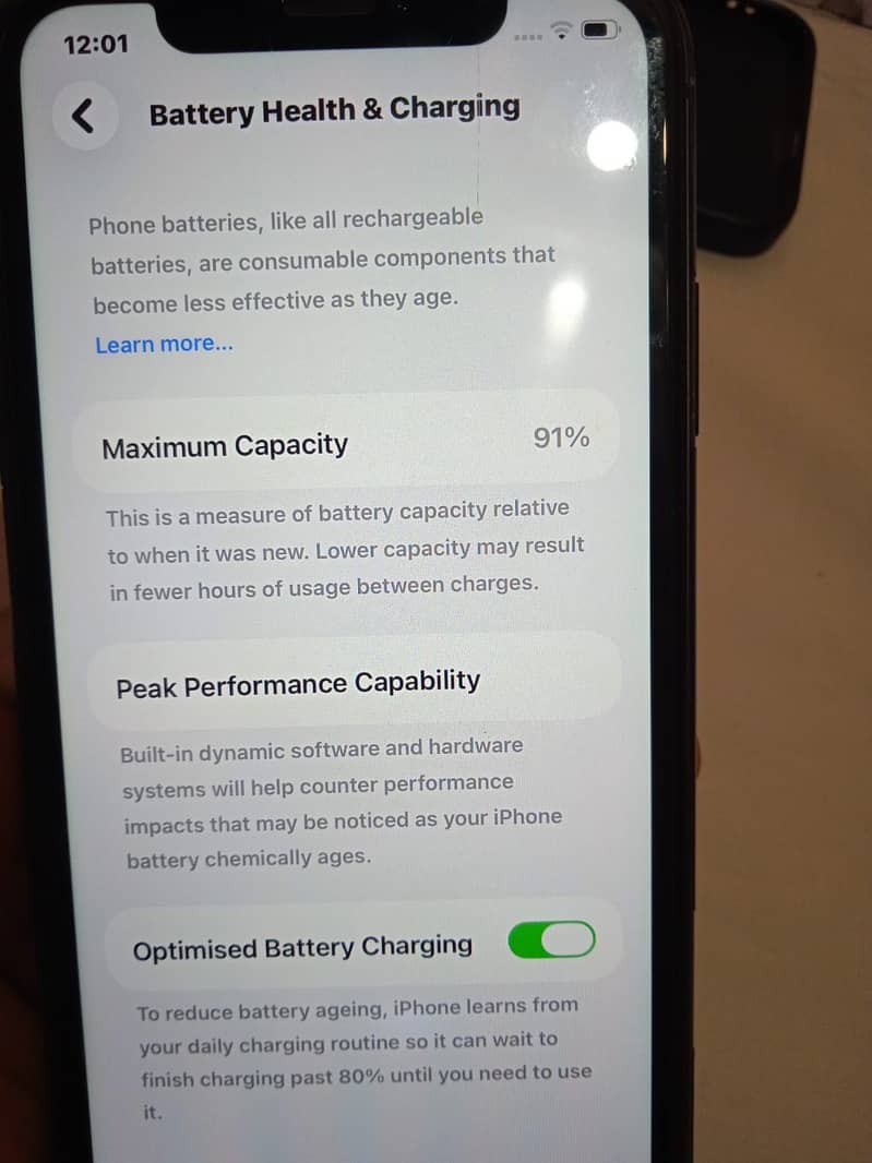 Apple iPhone 11 4