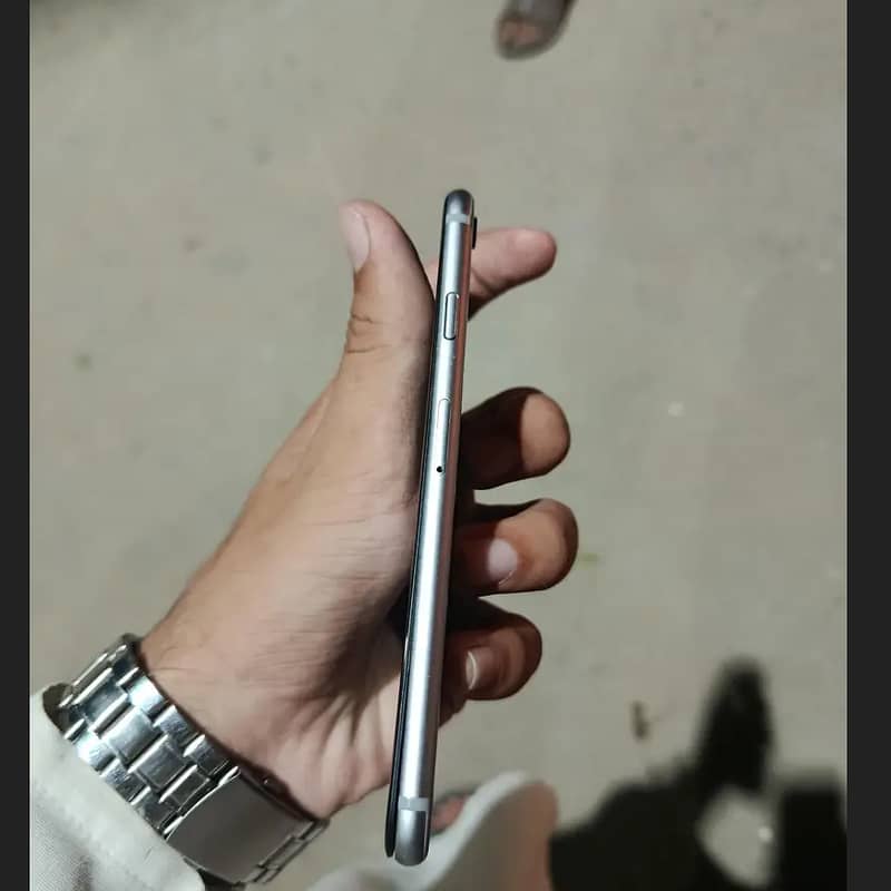 Apple iPhone 6 2