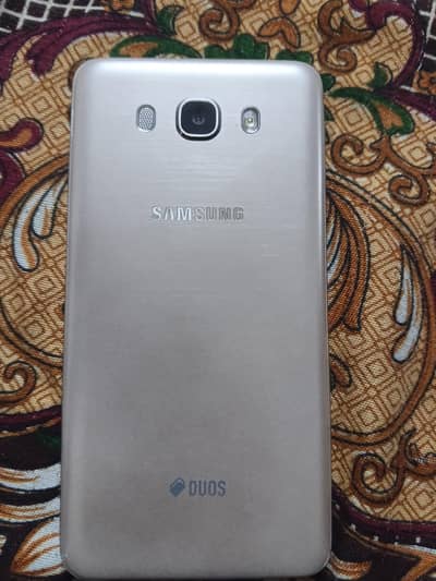 Samsung Mobile J7