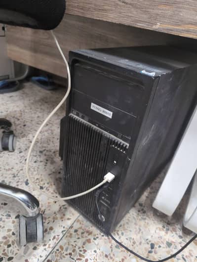 Intel Xeon E3-1240 v5 | 32GB RAM | 512GB SSD | 2GB Graphics Card