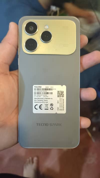 Tecno spark 40