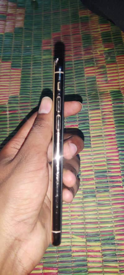 Apple iPhone 11 Pro