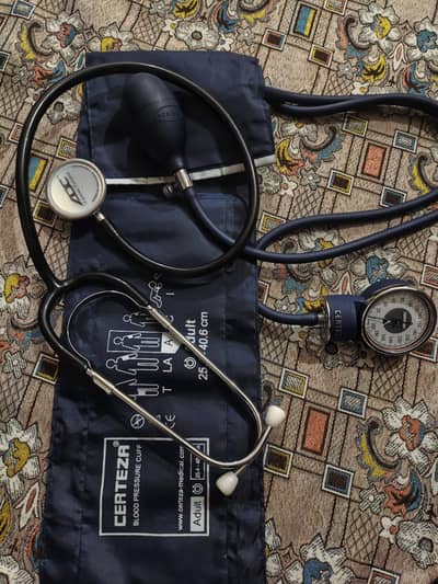 Manual BP appretus with stethoscope
