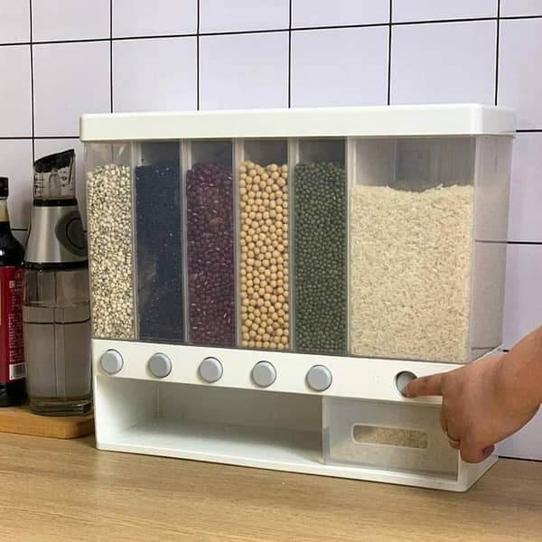 T   6-Grid Wall Mounted Food Dispenser,Whole Grains Rice Bucket,Large Capacity Storage Dry Food Dispenser, Dry Food Fruit Storage Box For Home and Kitchen