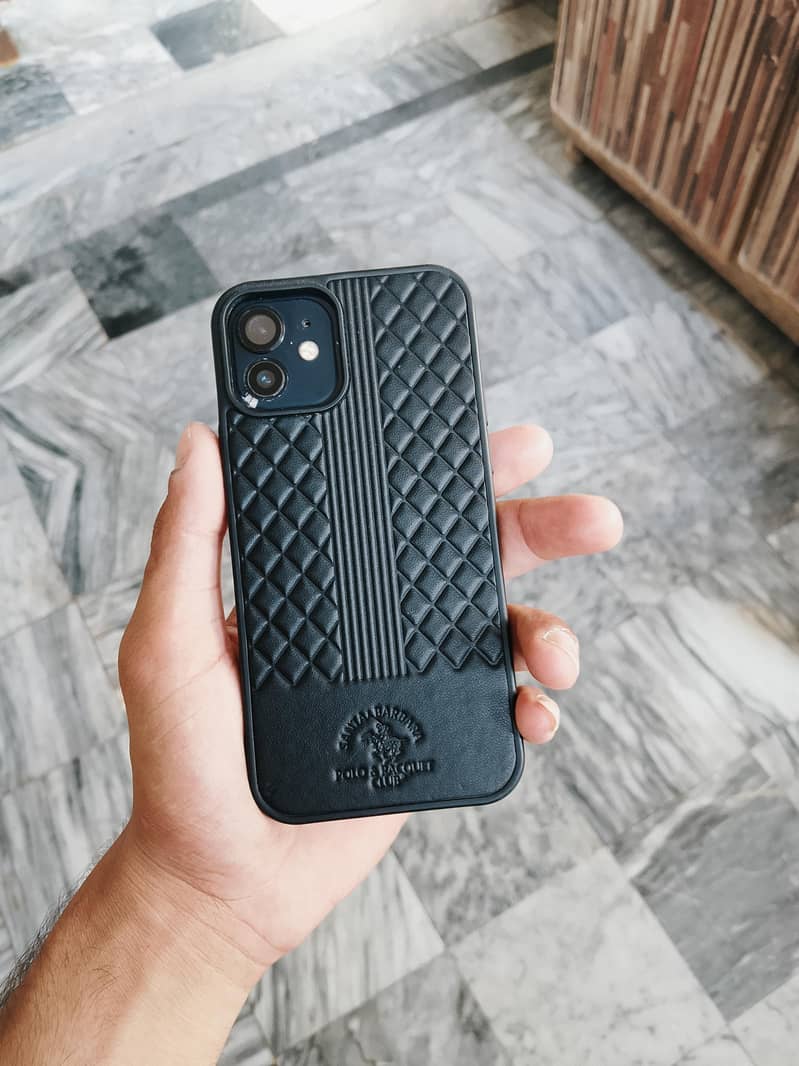 Apple iPhone 12 0