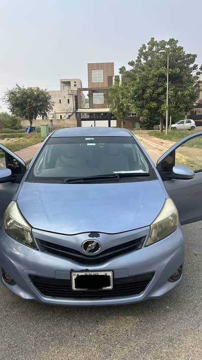 Toyota Vitz 2014